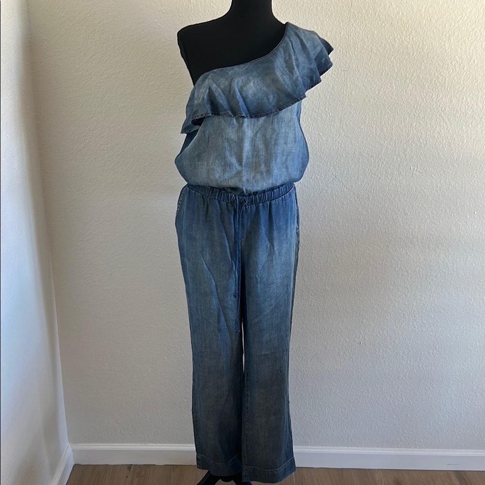 Anthropologie Miami Ruffled One Shoulder Jumpsuit Shaded Chambray Size Medium - Picture 4 of 8